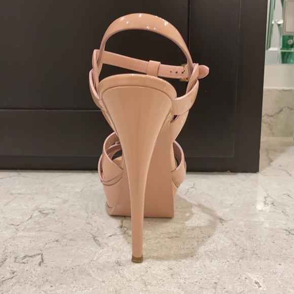 SAINT LAURENT Patent Tribute 75 Platform Sandals - Picture 11 of 16